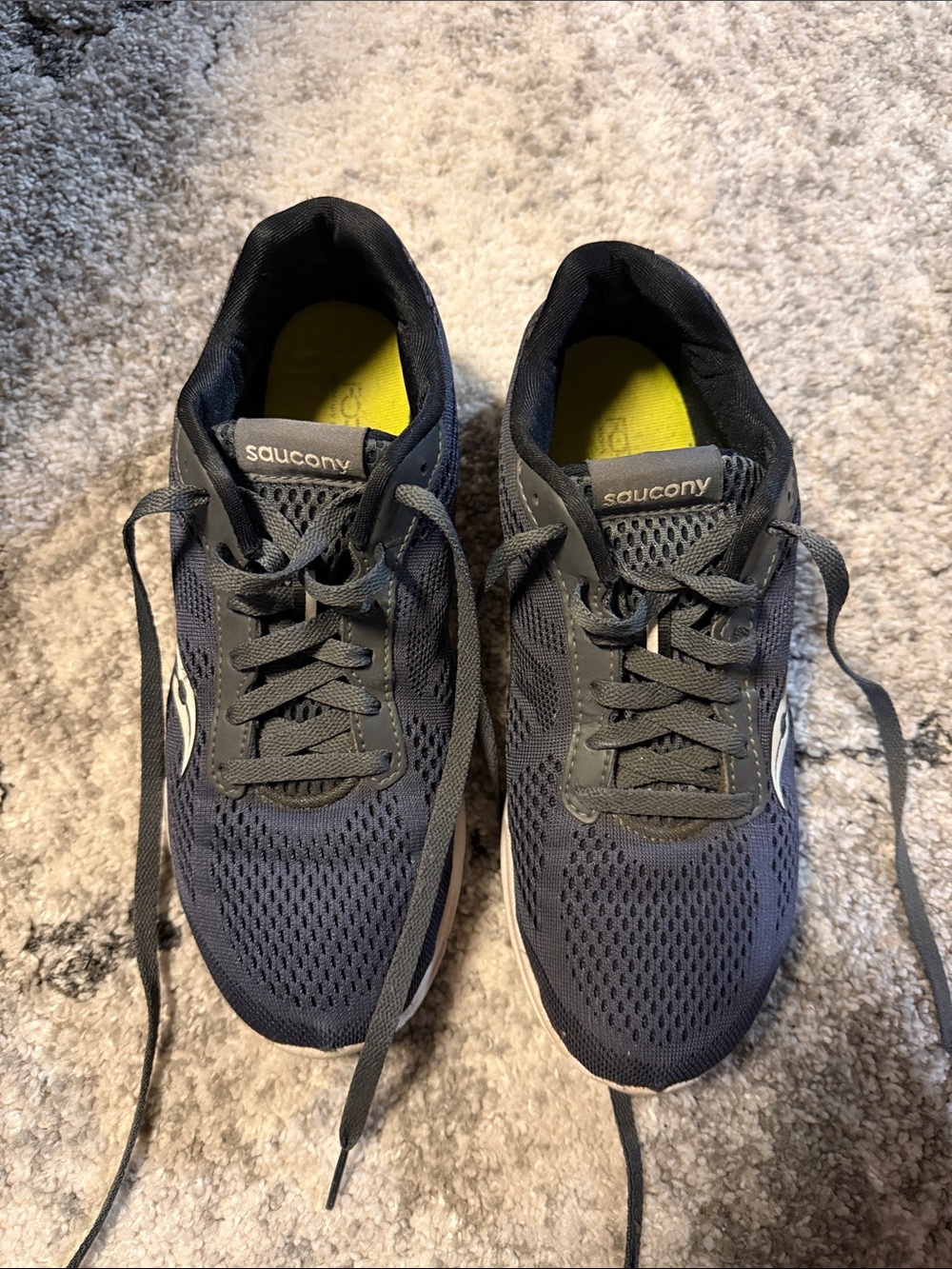 Saucony Navy Mesh Athletic Sneakers with Yellow Insoles